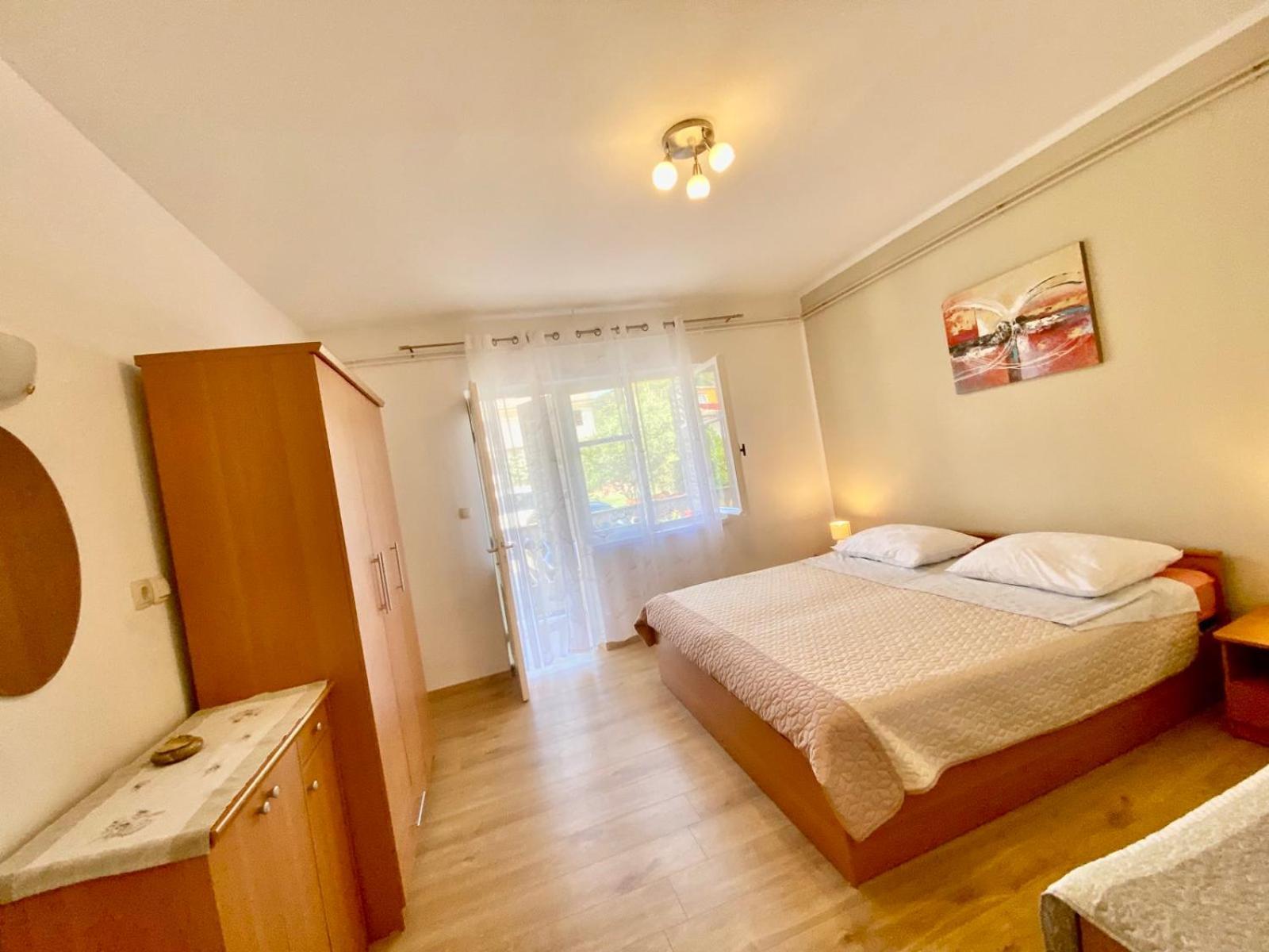 Apartmani Franciska Rab Town Kültér fotó