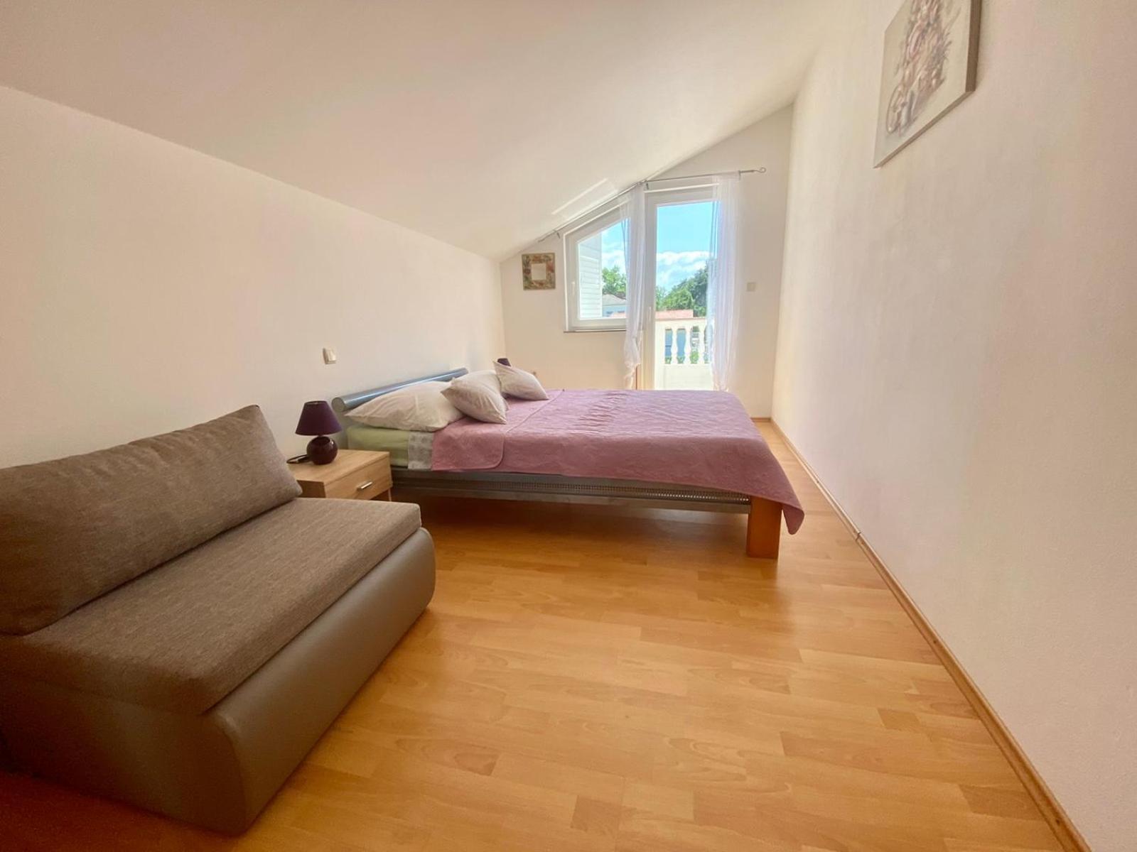 Apartmani Franciska Rab Town Kültér fotó