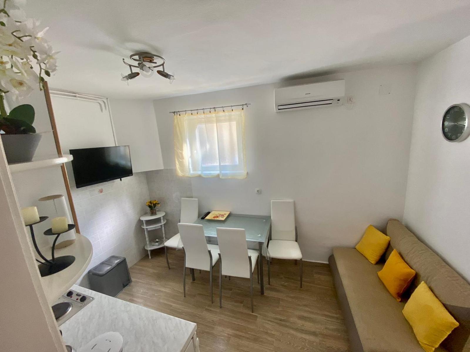 Apartmani Franciska Rab Town Kültér fotó