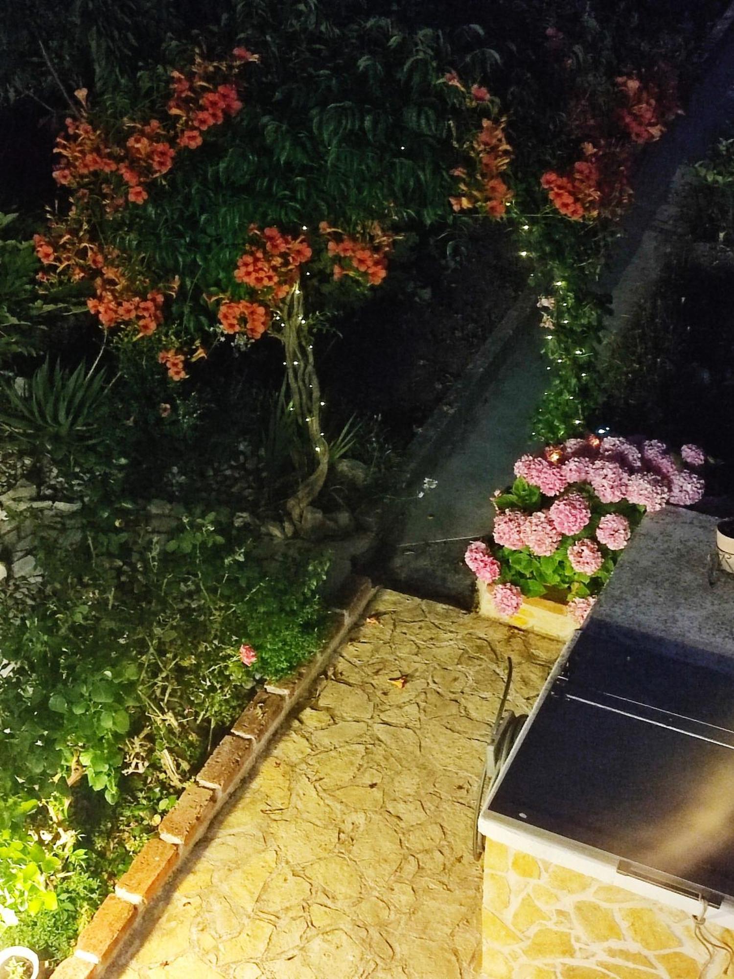 Apartmani Franciska Rab Town Kültér fotó