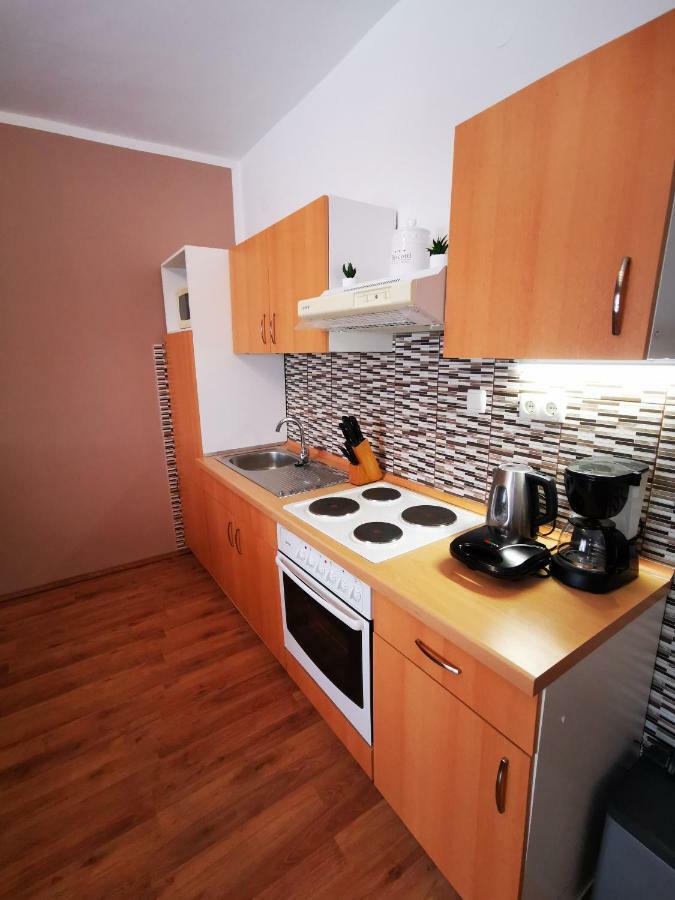 Apartmani Franciska Rab Town Kültér fotó