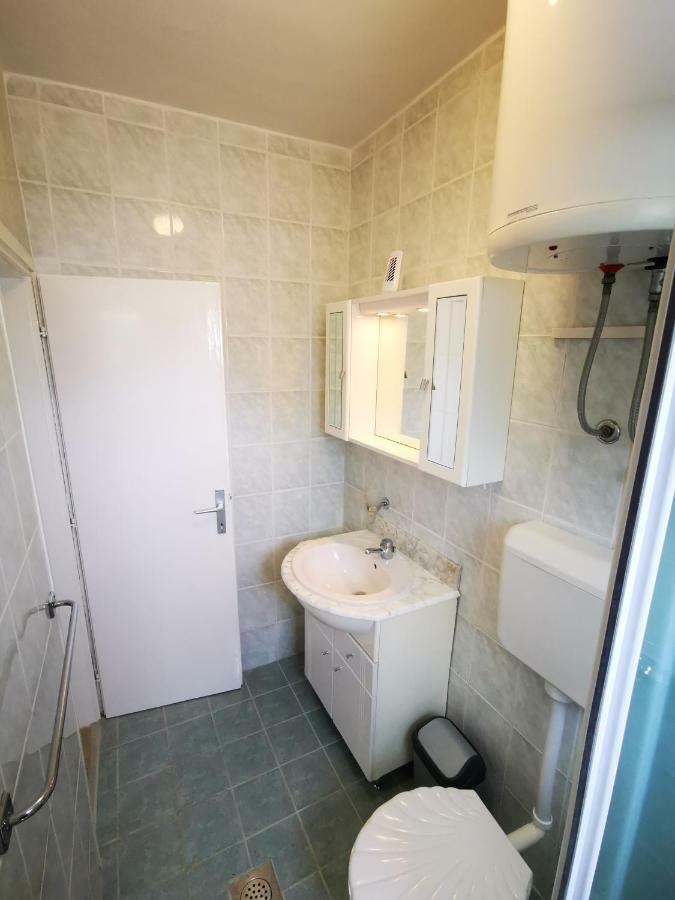 Apartmani Franciska Rab Town Kültér fotó